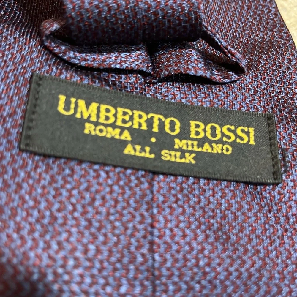 VINTAGE UMBERTO BOSSI HANDMADE SILK TIE BLUE RED (PURPLE)